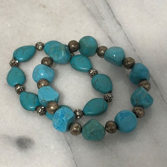 Turquoise Beaded Bracelet Set - Picture 5 of 8